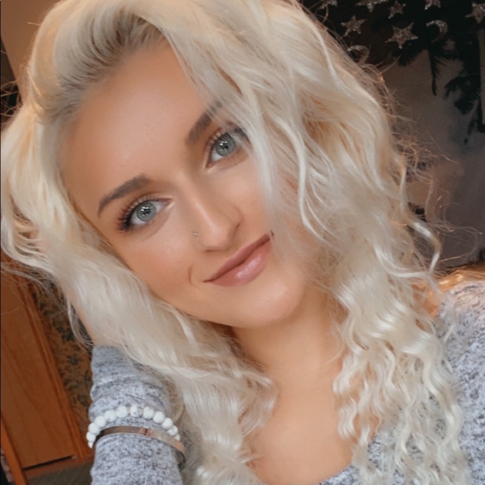 Meet your Posher, Haley